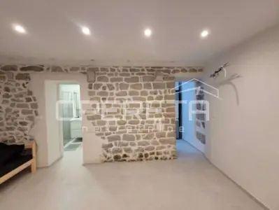Haus 110 m², alte Stadtkerne von Rab, renoviert 2025 - 5