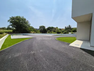 Apartment, ground floor, Tar-Vabriga - 3 bedrooms and a 110 m² yard - 9