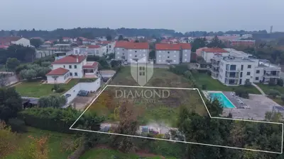 Building plot 1,800 m², Savudrija - near the sea - 3