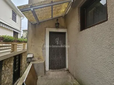 Otok Krk - Dobrinj - kamena kuća u centru mjesta - 3
