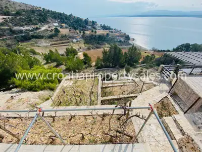 Haus 100 m², Insel Brač - ruhige Bucht und Meerblick - 7