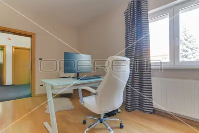 House 400 m², Maksimir - 3 parking spaces - 18