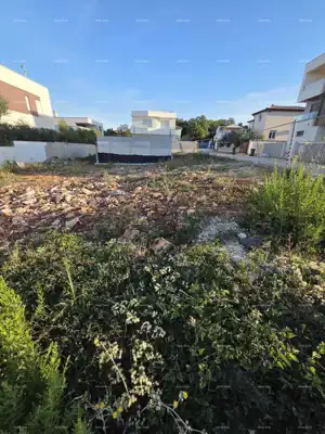 Građevinsko zemljište 438 m², Ližnjan - građevinska dozvola
