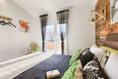 House 125 m², Premantura - multiple apartments and yard - 16