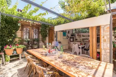 House 125 m², Premantura - multiple apartments and yard - 2