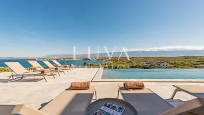 Haus 341 m², Povljana - Meerblick und Pool