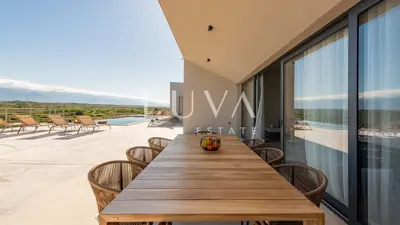 Kuća 341 m², Povljana - pogled na more i bazen - 2
