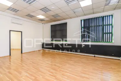 Bürofläche 158 m², Borongaj - 3 Büros und 2 Parkplätze