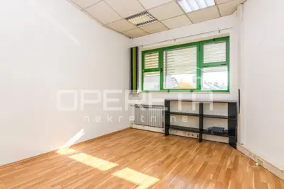 Uredski prostor 158 m², Borongaj - 3 ureda i 2 parkirna mjesta - 3
