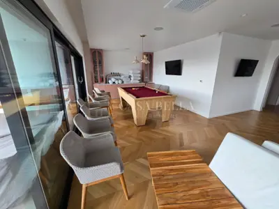 House for sale in Hreljin, 400 m² - 19