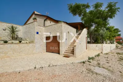 Haus 138 m², Pridraga - Steinvilla mit beheiztem Pool - 3