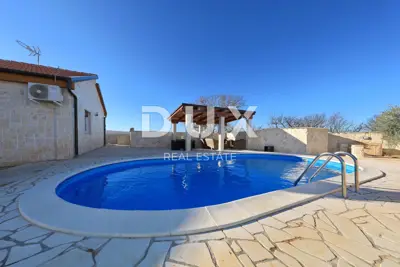 Haus 138 m², Pridraga - Steinvilla mit beheiztem Pool - 12