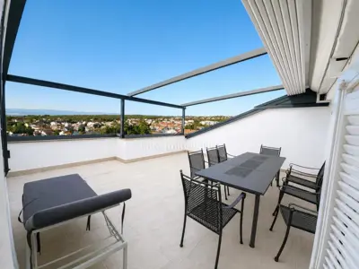 PRILIKA! Apartman s otvorenim pogledom na more - 18