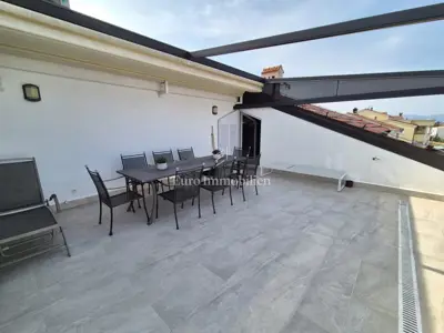 Apartman s otvorenim pogledom na more - 4