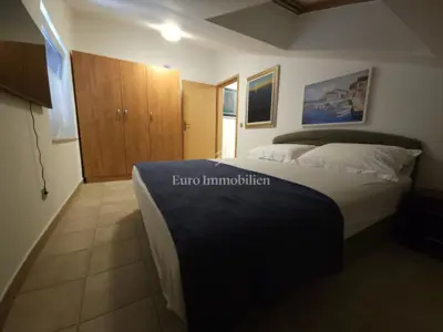 Apartman s otvorenim pogledom na more - 14
