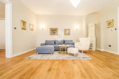 Stan 92 m², Donji grad - Trg bana Jelačića, sauna