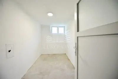 Stan Zadar, prvi red od mora 93.51 m² - 18