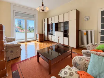 Wohnung 99 m², Rastočine - 2 Balkone und Meerblick - 5