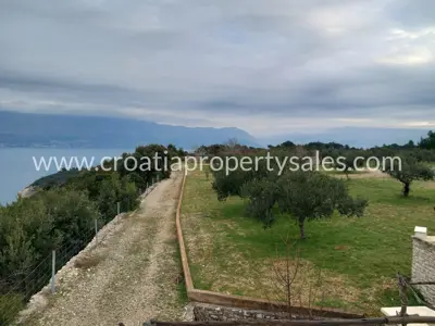 Kuća 80 m², Otok Brač - spektakularan pogled - 16