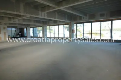 Gewerbefläche 418 m², Otok Hvar - erste Reihe zum Meer - 3