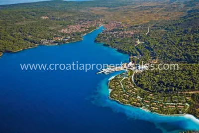 Gewerbefläche 418 m², Otok Hvar - erste Reihe zum Meer