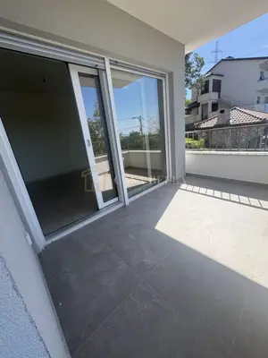 Stan 65 m², Gornja Drenova, balkon i pogled na zelenilo - 2