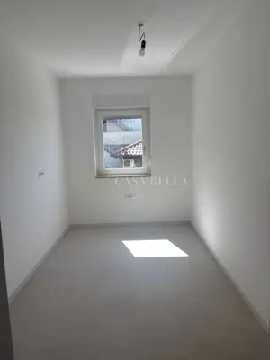 Stan 65 m², Gornja Drenova, balkon i pogled na zelenilo - 7