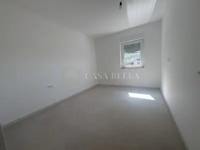 Stan 65 m², Gornja Drenova, balkon i pogled na zelenilo - 6