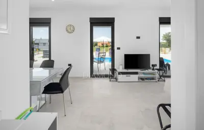 Haus zum Kauf in Žminj, 94 m² - 6