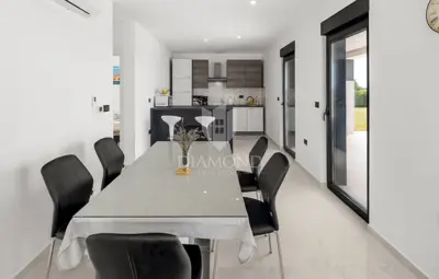 Haus zum Kauf in Žminj, 94 m² - 10