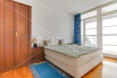 Wohnung 70 m², Martinovka, Garagenstellplatz und Loggia - 10