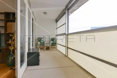 Wohnung 70 m², Martinovka, Garagenstellplatz und Loggia - 9