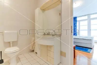 Wohnung 70 m², Martinovka, Garagenstellplatz und Loggia - 13