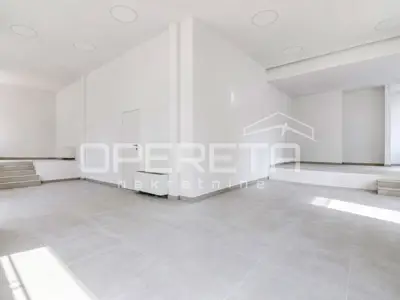 STROGI CENTAR, POSLOVNI PROSTOR, 116 m², ULIČNI LOKAL.