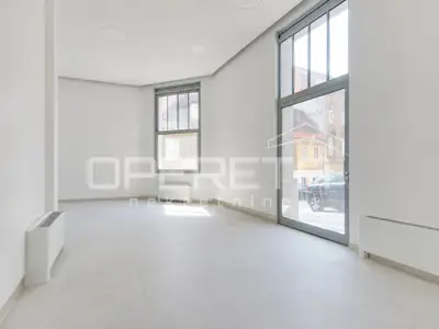 STROGI CENTAR, POSLOVNI PROSTOR, 116 m², ULIČNI LOKAL. - 5