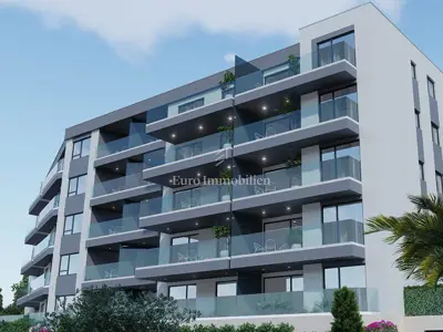 Apartments in Makarska, 500 m from the sea and panoramic views - 7