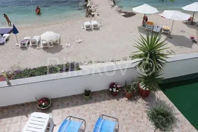 Kuća 650 m², Podstrana uz plažu i otvoren pogled na more - 2