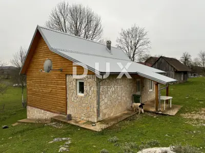PERUŠIĆ, STUDENCI - Wunderschönes Ferienhaus auf 50.000 m² Grundstück - 2