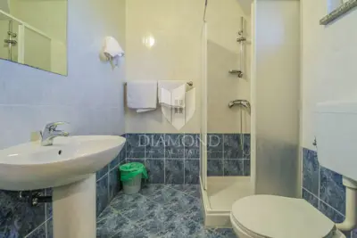 Haus 667 m², Umag Umgebung - 5 Studioapartments - 11