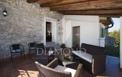 Kamena kuća 160 m², Barban - bazen i terasa - 15