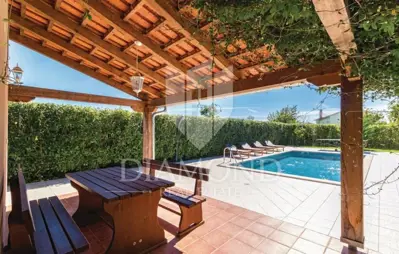 Kamena kuća 160 m², Barban - bazen i terasa - 3