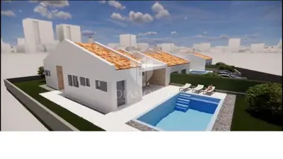 Prizemnica 112 m², Poreč - bazen i terasa - 2