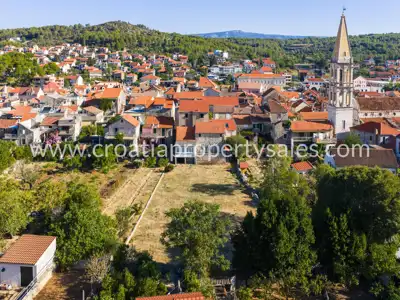 Kuća 342 m², Stari Grad - povijesno imanje s privatnim vrtom - 5