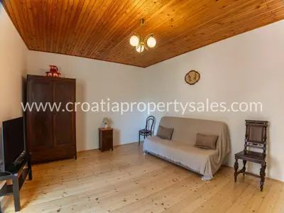 Kuća 342 m², Stari Grad - povijesno imanje s privatnim vrtom - 15