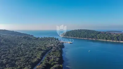 Medulin, okolica, zemljište s objektom blizu mora - 9
