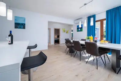 House for sale in Labin, 188 m² - 9