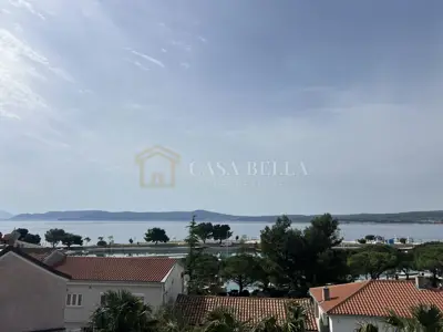 Kuća 313 m², Crikvenica - 30 m od mora i otvoren pogled