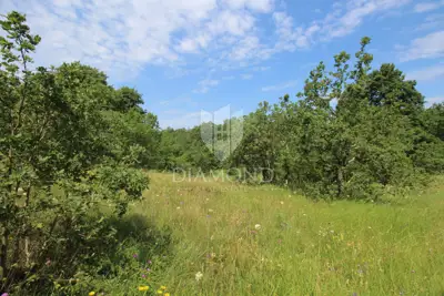 Building plot 5,141 m², Labin - quiet location - 3