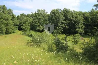 Building plot 5,141 m², Labin - quiet location - 5