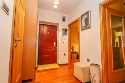 Stan 62 m², Pula Centar - adaptiran i namješten - 10